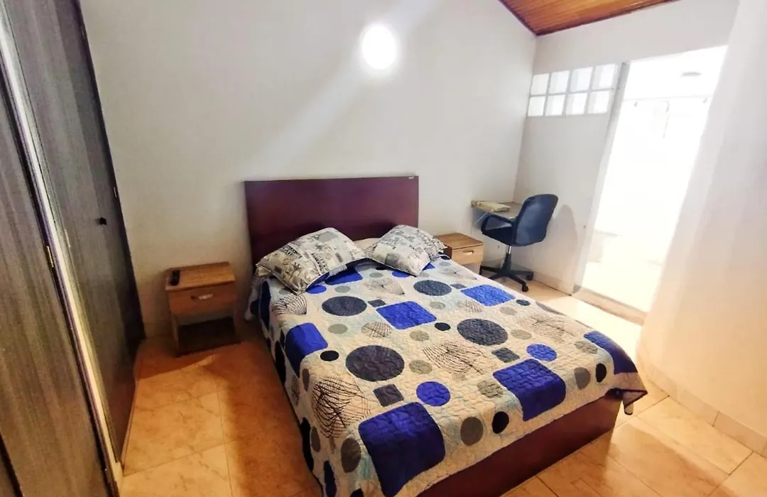 Aloha Hostel-1